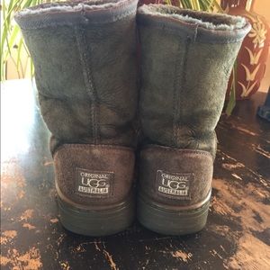 UGG BOOTS